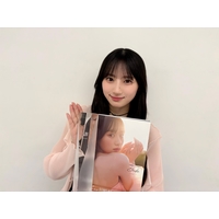 �y�㔼���ʐ^�W�z�T�؍�46�������A�u�������l�܂����v���ʐ^�W���㔼��1��